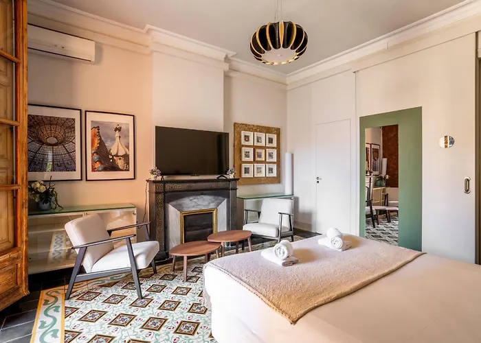 Paseo De Gracia Catalan 4Bd With Private Terrace